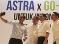 Balapan Konglomerat Lewat Angkutan Online