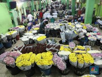 Valentine Momentum Pedagang Bunga Tingkatkan Omset