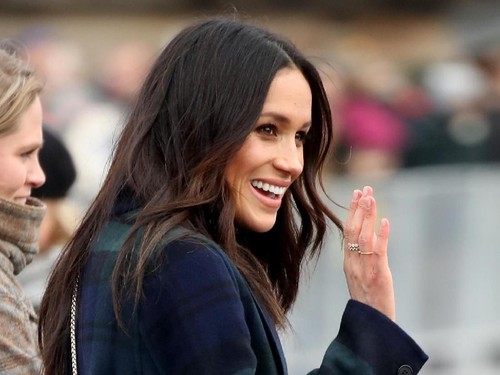 Meghan Markle Diam-Diam Mengunjungi Masjid di London Meghan Markle Diam-Diam Mengunjungi Masjid di London