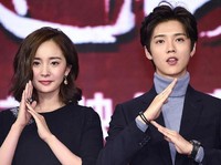 Selebriti Ini Hasilkan Banyak Uang dari Media Sosial