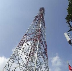 Emiten Telekomunikasi Moncer Gegara Jual Menara