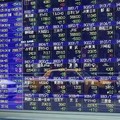 Lagi-lagi Sentimen Covid-19, Bursa Asia Ditutup Variatif