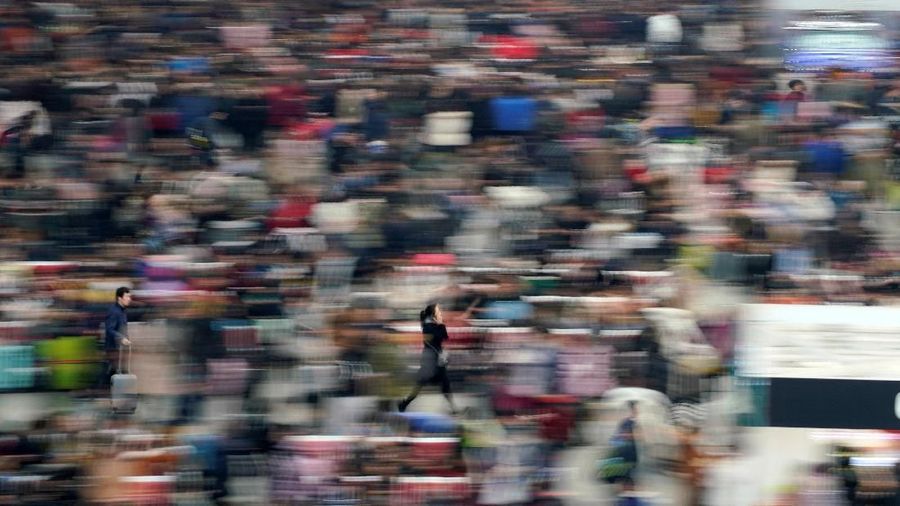 Jutaan warga China mudik dari kota besar untuk merayakan Tahun Baru Imlek ke berbagai wilayah.
