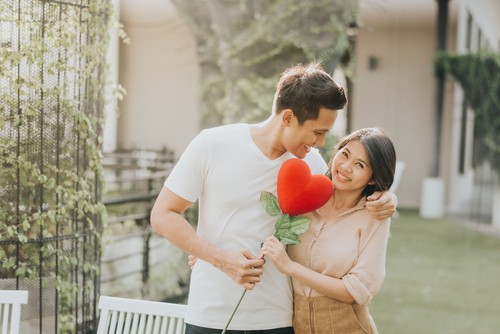 4 Zodiak Ini Dikenal Paling Setia dalam Hubungan Percintaan 4 Zodiak Ini Dikenal Paling Setia dalam Hubungan Percintaan