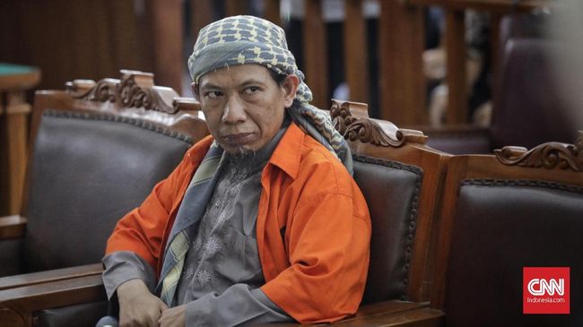 Aman Abdurrahman Pernah <i>Video Call</i> dari Nusakambangan