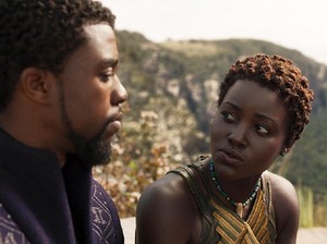 Lupita Nyongo Kenang Chadwick Boseman: Duka Tak Pernah Selesai