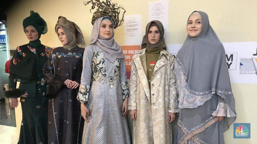 Lima desainer Indonesia Modest Fashion Designer (IMFD) lolos ajang Fashion Scout bagian dari London Fashion Week Autumn/Winter 2018