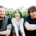 Hayley Williams Sakit, Konser Paramore di BSD Batal