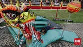 Kini Barongsai Persaudaraan Tiong Gie Say telah mencapai sejumlah prestasi, tampil dalam sejumlah acara berskala nasional bahkan menjuarai berbagai kompetisi nasional dan daerah dalam kategori Barongsai Tonggak Besi. (CNNIndonesia/Adhi Wicaksono)