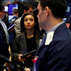 Teka-Teki Terbesar: Koreksi Wall Street Sudah Bottom Belum?