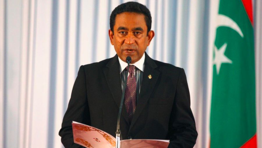 Maldives melaporkan kasus corona pertama di negeri itu.