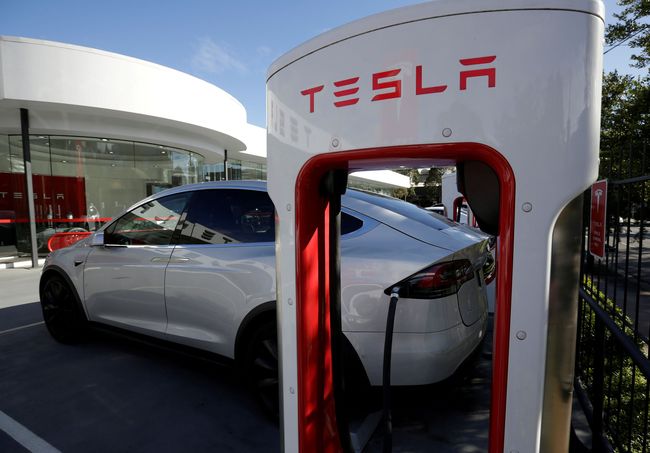 Bos Tesla Tajir Pelajaran Buat Ri Yang Bikin Mobil Listrik