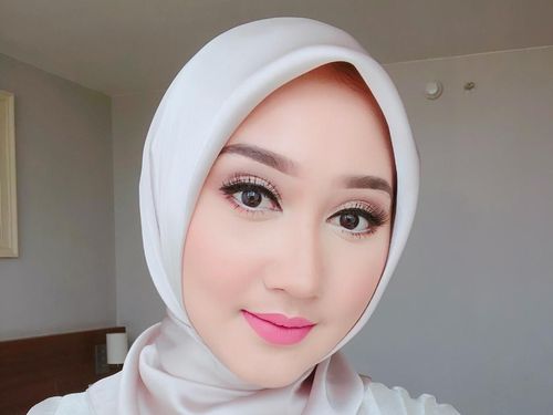 5 Tips Gaya  Hijab untuk Pipi  Chubby 