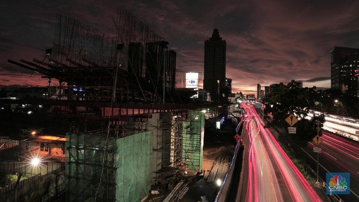 proyek infrastruktur Sejumla proyek infrastrultur yang diberhentikan sementara. (CNBC Indonesia/Andrean Kristianto)