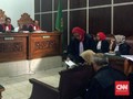 Menangis Bacakan Pledoi, Asma Dewi Merasa Difitnah Polisi