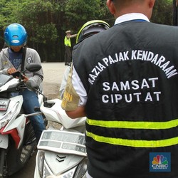 Pemilik Kendaraan Bermotor Kena 2 Pajak Baru Mulai Januari 2025