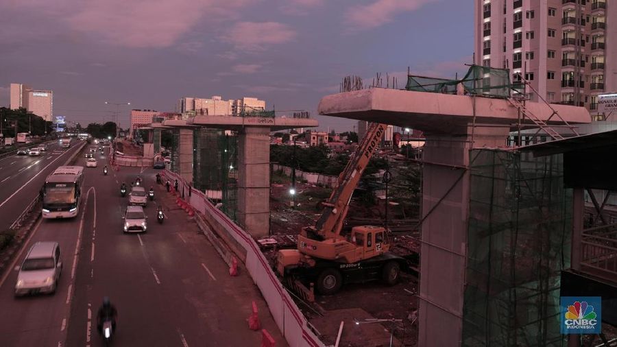 Menteri Perhubungan Budi Karya Sumadi optimistis proyek infrastruktur transportasi tidak terpengaruh adanya moratorium