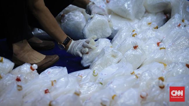 Polisi Ungkap Penyelundupan 31,6 Kg Sabu di Balik Kardus Mi