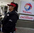 Total Pasang Harga BBM Baru, Shell Masih Tertahan