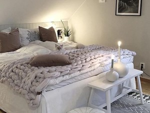 Simak! Ini Tips Simpel Ubah Kamar Tidur Kecil Jadi Terasa Luas