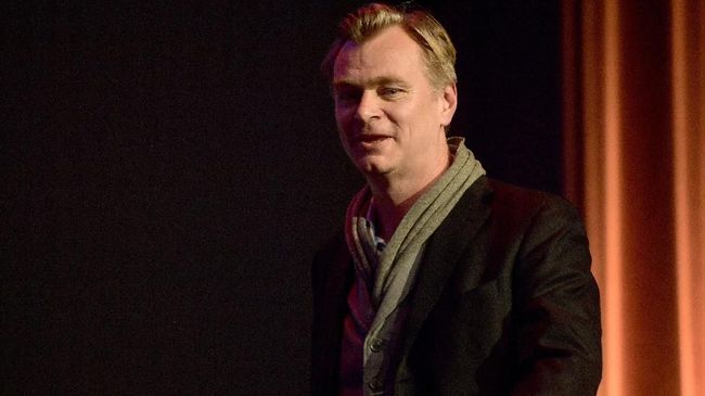 Christopher Nolan Bicara Imbas Corona ke Industri Film