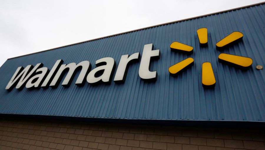 Walmart menaikkan batas usia pembelian senjata api dari 18 menjadi 21 tahun.