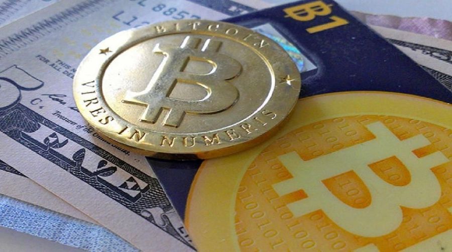 Hingga pukul 10:35 WIB, Bitcoin diperdagangakan di harga US$6.382,99 per koin atau setara Rp 93,3 juta (asumsi US$1 = Rp 14.600)
