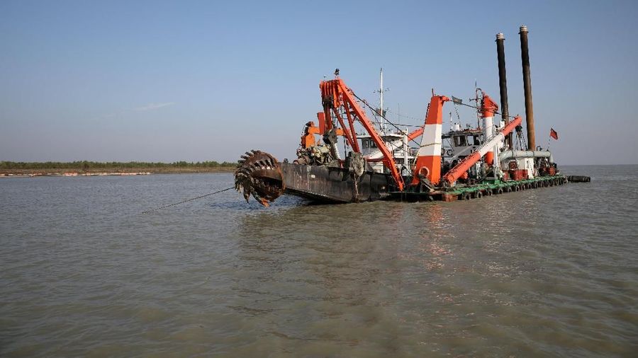 Pulau Bay of Bengal, yang juga dikenal dengan sebutan Thenger Char, muncul dari lumpur di lepas pantai delta Bangladesh sekitar 11 tahun yang lalu.