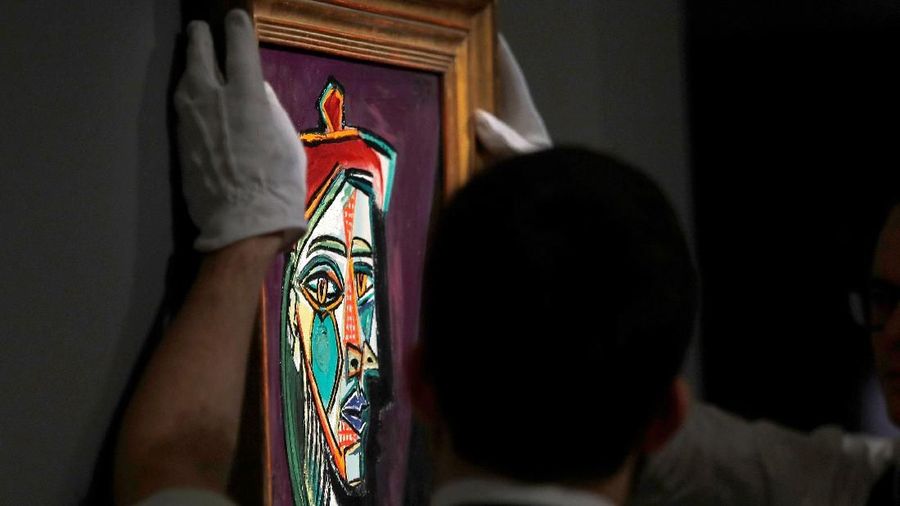 Sejumlah karya lukisan dari seniman ternama ini dilelang di Rumah lelang Sotheby London bernilai hingga ratusan miliar rupiah