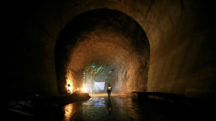 2.500 desa di Papua segera diterangi melalui energi biomassa, energi surya, energi air, dan angin.