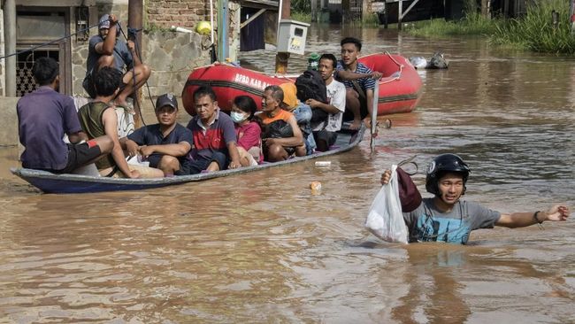 Banjir Rendam 8 Kecamatan Di Bandung 37 Ribu Warga Terdampak