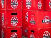 BPOM Larang Jualan Miras via Online, Saham MLBI Drop 3%