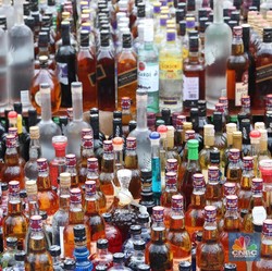 Bikin Ngeri! Ini Efek Kesehatan Jangka Panjang Minum Alkohol