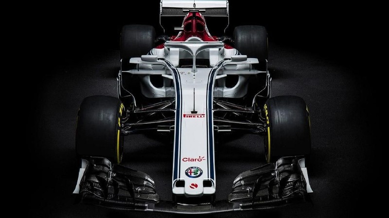 Kompetisi Formula 1 musim 2018 segera dimulai. Pekan ini, hampir seluruh tim sudah memperkenalkan jet darat mereka. 