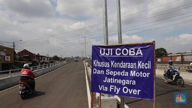 Simpang Susun ini akan mengurai kemacetan di pertigaan jalan Bekasi Timur Raya dan Jalan I Gusti Ngurah Rai.