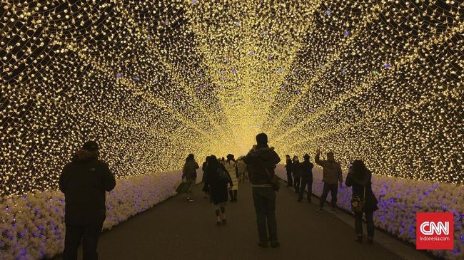 Jutaan Cahaya di Festival Iluminasi Nabana No Sato