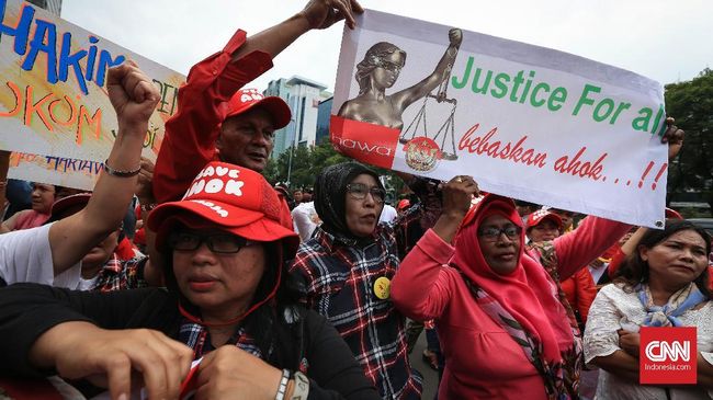 Jurkam Jokowi: Ahoker Masih Solid Dukung di Media Sosial