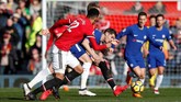 Babak kedua sempat berlangsung sengit. Penyerang Chelsea Alvaro Morata yang dipercaya Antonio Conte bermain 90 menit, tampil buruk saat melawan Manchester United. (REUTERS/Andrew Yates)