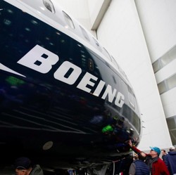 Skandal Boeing Makin Runyam, Muncul Peringatan Keselamatan Seri 737