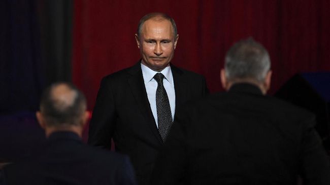 Putin prepares nuclear weapons, larger than those of NATO