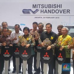 Menperin Usulkan Bea Masuk 5% & PPnBM 0% untuk Mobil Listrik