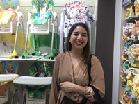 Tya Ariestya Rintis Bisnis Kue Khusus Bayi