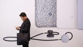 Sebagai perusahaan teknologi raksasa, Google pun turut serta dalam ajang pameran mobile tahunan tersebut. (AFP PHOTO / Pau Barrena)