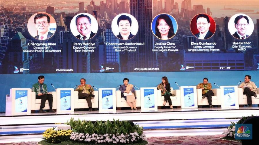 Lanskap perbankan Indonesia berpeluang untuk berubah jauh lebih drastis lagi menyusul perkembangan digitalisasi perbankan.