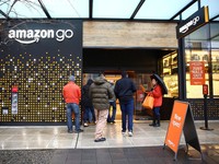 Laba Amazon Kuartal II Melonjak 12 Kali Lipat Jadi Rp 36,3 T