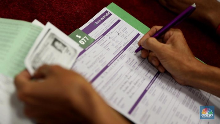 Pembukaan Rekening Bank Muamalat Pembukaan Rekening Bank Muamalat
foto : CNBC Indonesia/Muhammad Sabki
