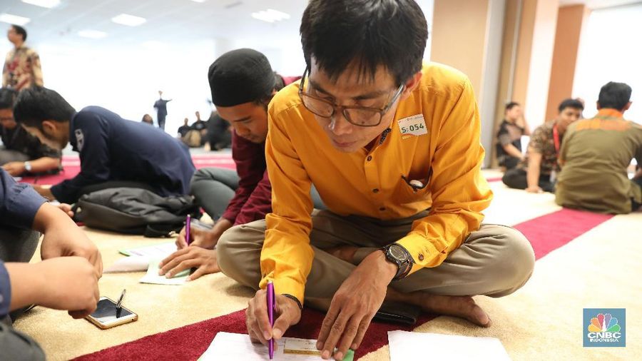 Anggota PayTren mengikuti pembukaan rekening Bank Muamalat.