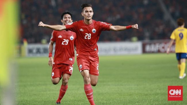 Persija Masih Upayakan Bek Timnas Indonesia Tak Dioperasi
