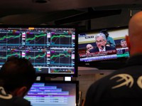Suku Bunga the Fed Bentar Lagi Naik, Dow Futures Loncat 1,2%