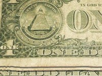 Rupiah Sulit Bendung Keperkasaan Dolar